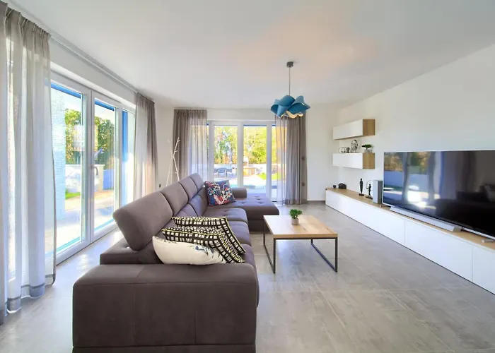 Valle * Sveti Vid-Miholjice