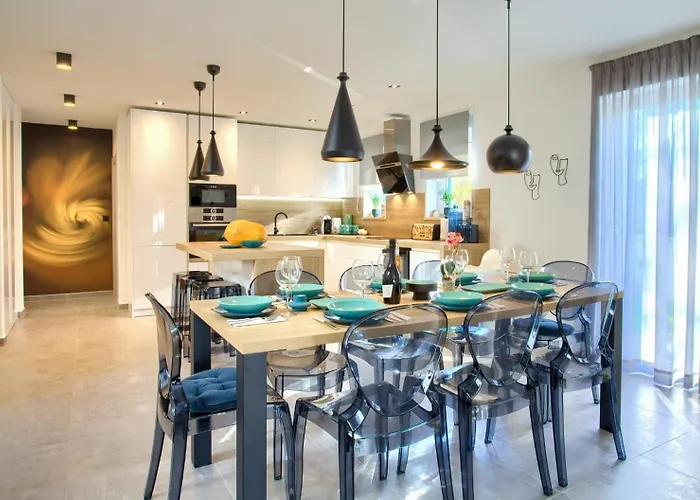 Valle * Sveti Vid-Miholjice